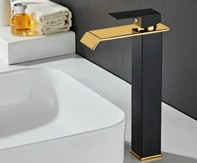 Torneira Premium para Banheiro BlacknGoldGeometricLine - achatudostore